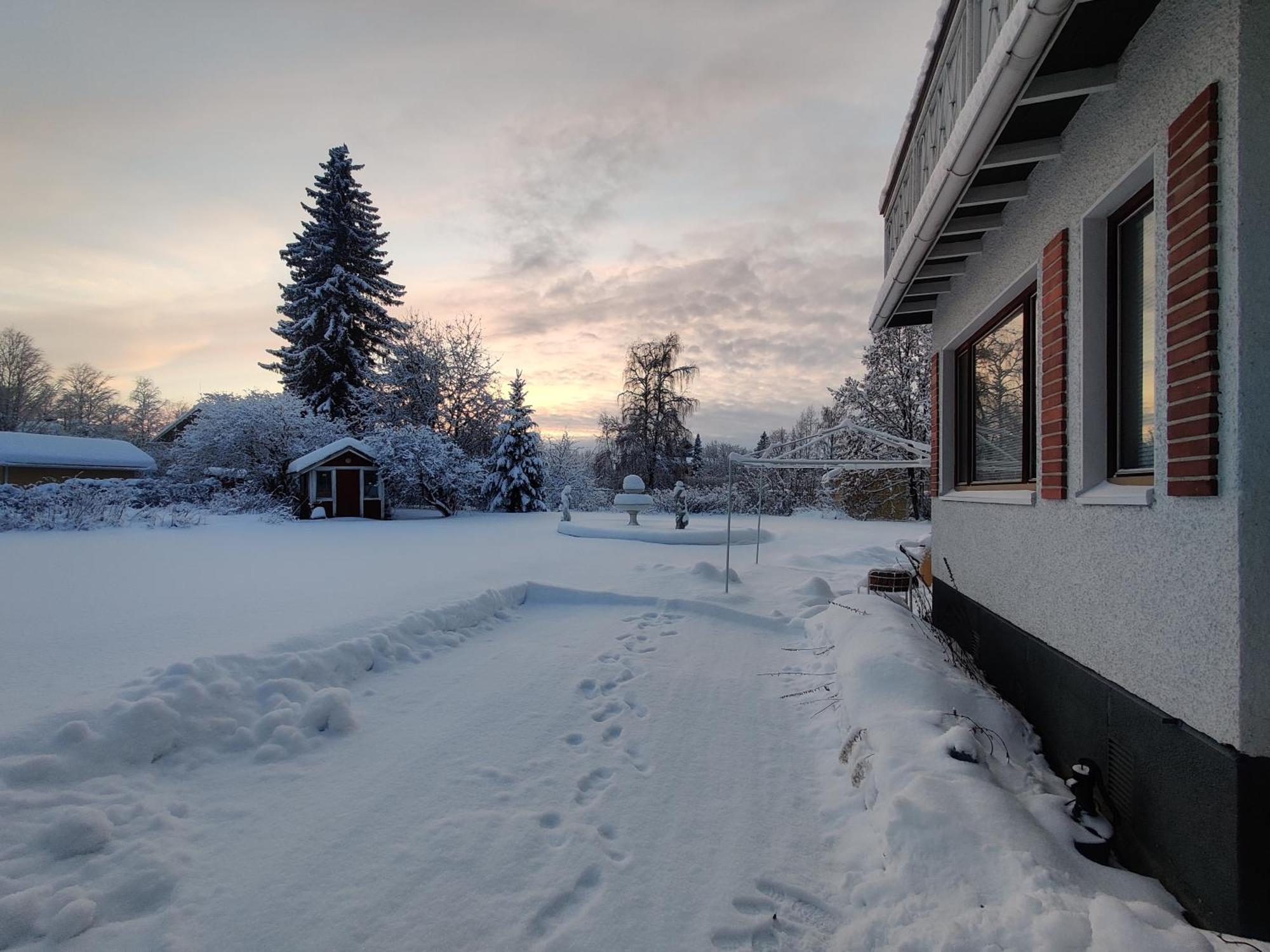 Nina'S Guesthouse, Jaemsae City,160 M2 Buitenkant foto