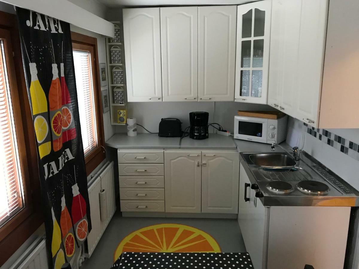 Nina'S Guesthouse, Jaemsae City,160 M2 Buitenkant foto